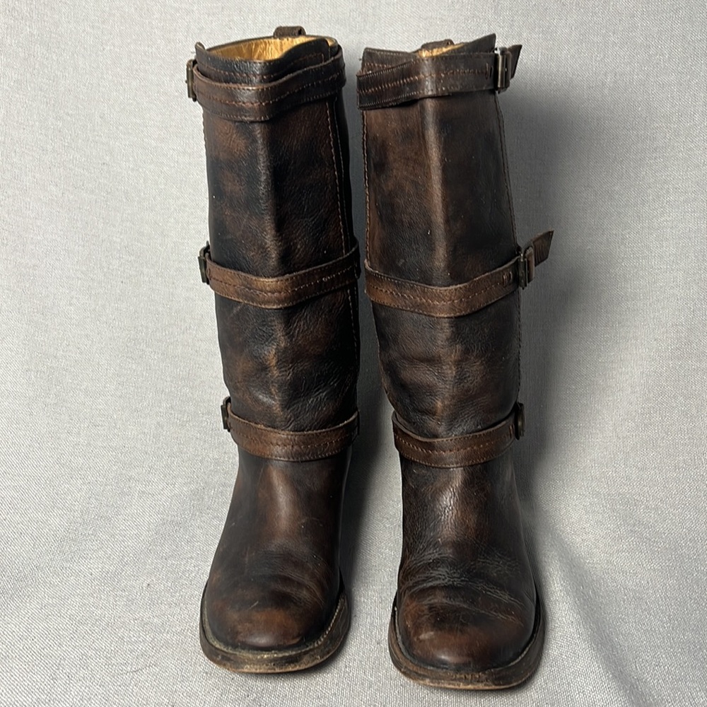 Frye Carmen 3 strap brown distressed leather boots, size 8.5 - Picture 4 of 10